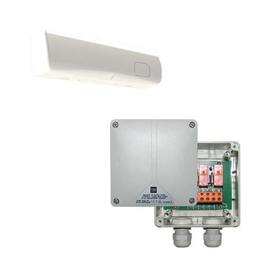 MKOMFY 16R400V-D komfurvagt med trådløs sensor og åben el-boks på hvid baggrund.