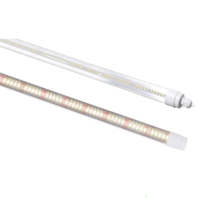 Nærbillede af to LEDlife Pro-Grow 2.0 lysrør med forskellige LED'er, isoleret på hvid baggrund.