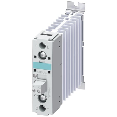 Siemens 3RF2 solid-state kontaktor med integreret køleplade og skrueterminaler for 20A belastning.