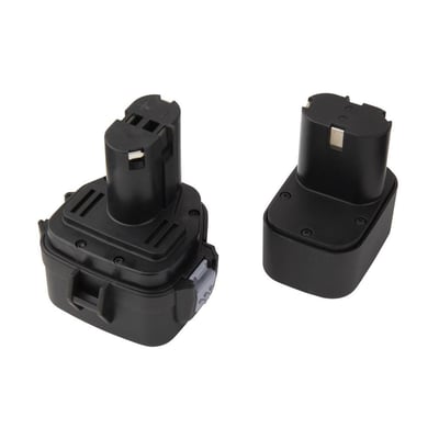 To sorte Roth 18V batterier til minipres maskine, vist på en hvid baggrund med fokus på deres design og tilslutningsmekanismer.