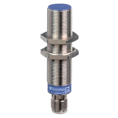 Schneider Electric XS6 M18 induktiv sensor med PNP NC udgang og 8mm tasteafstand, komplet med M12 stik og metalhus.