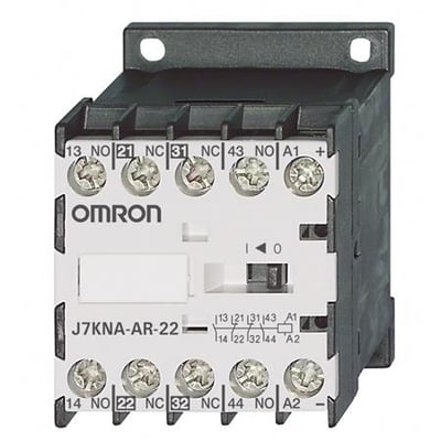 Omron J7KNA-AR-22 kontaktorrelæ med 24VDC spole, 4-polede kontakter og terminaler mærket 13-44.