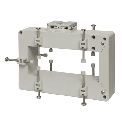 Carlo Gavazzi strømtrafo CTD-9H, 400/5 A klasse 1, med rektangulær åbning og synlige monteringsskruer.