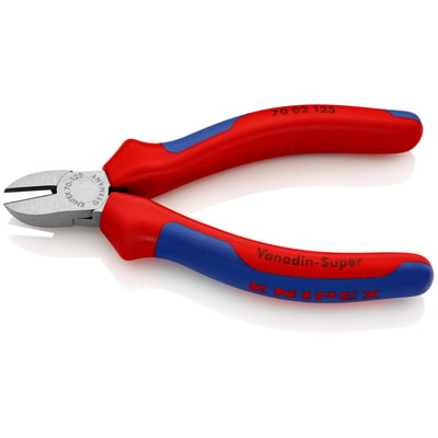 Sammensat billede af Knipex sidebidetang 7002-125 med røde og blå greb, der viser "MADE IN GERMANY" og "Vanadin-Super".