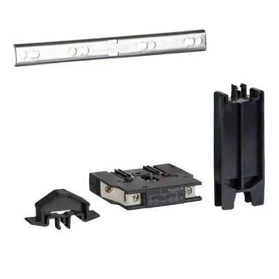 En montage af Schneider Electric spærringskomponenter, inklusive en skinne, et sort kontaktblok og en sort beskyttende del, på en hvid baggrund.