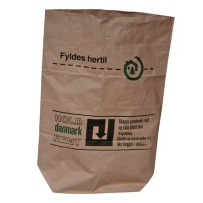 Brun papirsæk på 70 x 110 cm med teksten "Fyldes hertil" og "Hold Danmark rent" samt et genbrugssymbol.