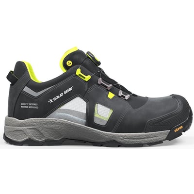 Solid Gear Vapor 3 Air sikkerhedssandal i størrelse 48 set fra siden, sort og grå med limegule detaljer og BOA-lukning.