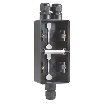 Niko 2-modul underlag i sort, slagfast plast, med tre M20-indgange og kabelforskruninger for IP55-beskyttelse.