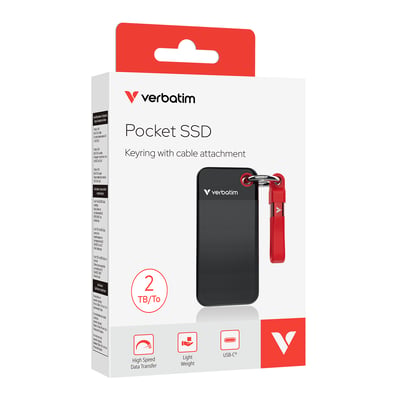 Verbatim Pocket SSD 2TB i sort/rød, præsenteret i sin originale emballage med information om produktets funktioner som USB 3.2 Gen 2.