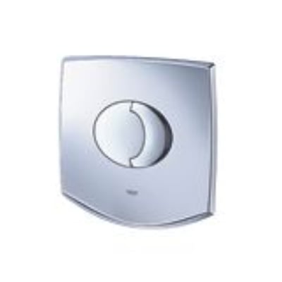 Grohe Chiara dækplade i krom, viser et mindre perspektiv af betjeningspladen med oval knap til spul.