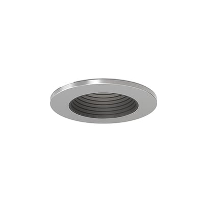Ansell Lighting Prism Pro XM indbygningsspot med rund front i satin krom og sort anti-glare inderside, set nedefra.