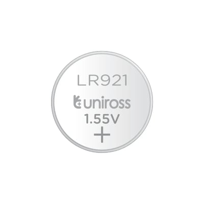 Alkalisk LR736/AG3/LR41-knapcellebatteri vist forfra; cellen er mærket Uniross, LR921 og 1.55V.