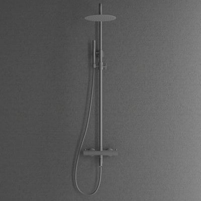 Fuldt Scandtap Pleasure 3 Scrap takduschset i grå, vist som en 3D-rendering mod en grå, tekstureret baggrund.