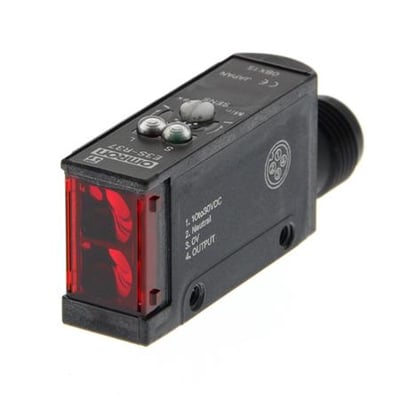 Omron fotoelektrisk sensor E3S-R37 retroreflekterende med 300mm rækkevidde, PNP udgang og M12 stik.