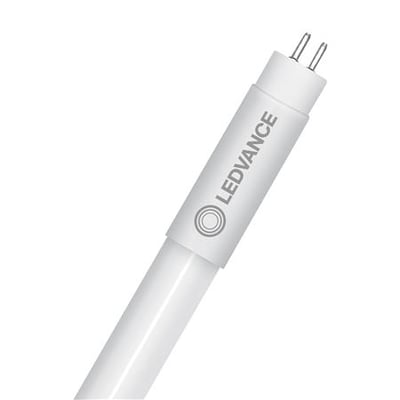 Ledvance LED-rør T5 PFM AC HE 563 mm, 7W, vist med hvidt glasrør og mærkat med Ledvance logo.
