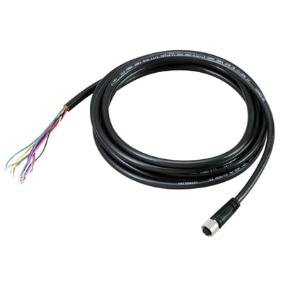 Sort Omron V/F 430-F M12-kabel, model V430-W8-5M, rullet sammen med M12-stik og frie ledere.