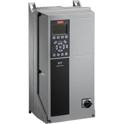 Danfoss VLT® AQUA Drive FC202 frekvensomformer på 3,0 KW med IP55 beskyttelse og en tydelig indgangsafbryder på højre side.