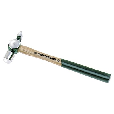 Peddinghaus bænkhammer størrelse 3, type 5077.03, med tværpen, metalhoved og hickoryskaft med mørk ende.