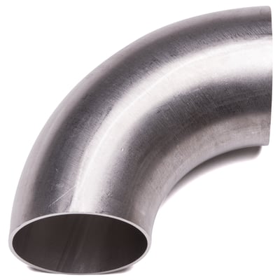 90 graders rustfri stålbøjning i 316L med satin finish og synlige svejsespor på en hvid baggrund.
