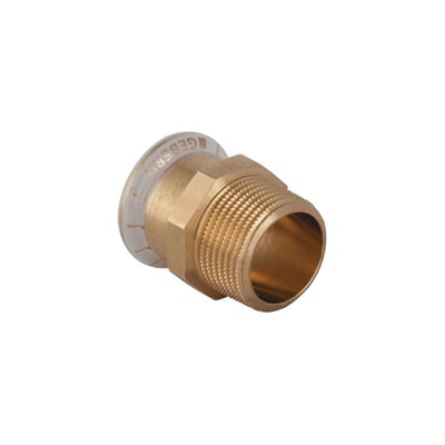 Geberit Mapress overgangsfitting i kobber, 18mm muffe til 3/4" nippel, isoleret mod hvid baggrund.