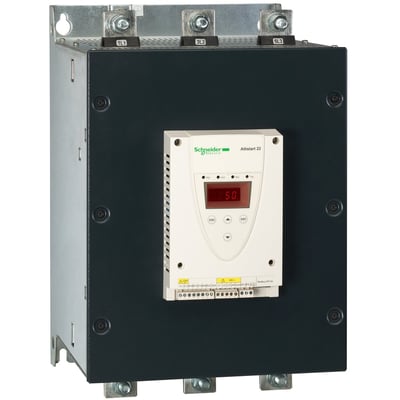 Schneider Electric Altistart 22 softstarter med 250kW, 3x208-600V til motorstyring, vist med frontbetjeningspanel og terminaler.