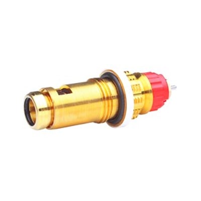 Danfoss RA-N ventilindsats i messing og rød plast, ½", designet til Stelrad og Hudevad radiatorer med integreret forindstilling.