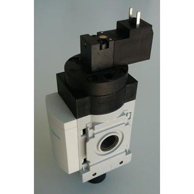 Festo MS4-EE-1/8-10V24-S elektrisk on-off ventil med lyddæmper, viser stempel slæde design og 1/8 gevindtilslutning.