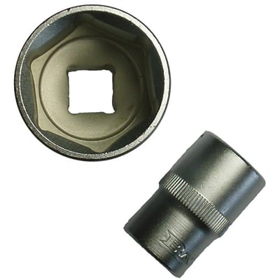 Kort EasyDrive-top i mørkt metal, vist skråt og set ind i den sekskantede åbning, med 1/2 tommes fæste og 10 mm størrelse.
