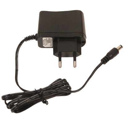 Sort oplader til GEO6X med europæisk stik og sort kabel samlet med et kabelbind.