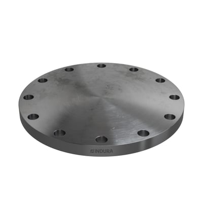 Oversigtsbillede af Indura 10" blindflange i ASTM A105N stål med 150 lbs RF klassificering, mærket med 'Indura'.