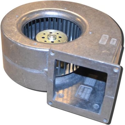 Nilan 41003 ventilator fra EBM med rund blæser og firkantet luftudløb, set skråt ovenfra.
