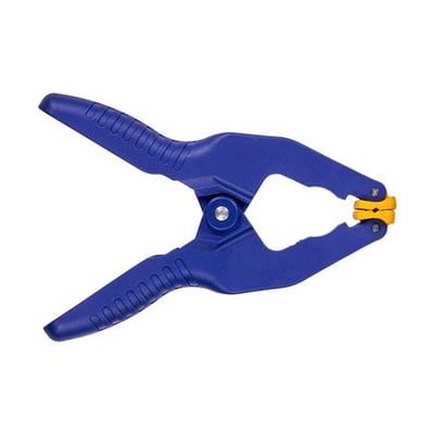 Irwin Quick-grip limklemme i blå kunststof med gul gribekant, 50 mm størrelse og spændevidde.