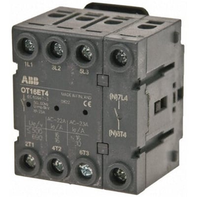 Detaljeret billede af ABB OT16ET4 lastafbryder, 40A, 4-polet, mærket med tekniske specifikationer og produktionsdato.