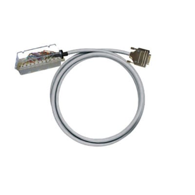 Weidmüller PLC-kabel til analoge signaler med 15 poler og 2,5 meters gråt LiYCY-kabel, vist oprullet med stik i begge ender.