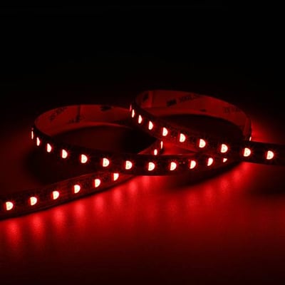 Fleksibelt Ansell Lighting P-Cell LED bånd med rødt lys, viser detaljer på 5 meters rulle, IP20.