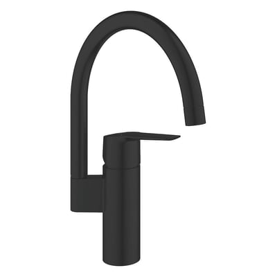 Grohe Start køkkenarmatur i mat sort set fra siden, fremhæver den buede tud og en-grebs betjening med detaljer.