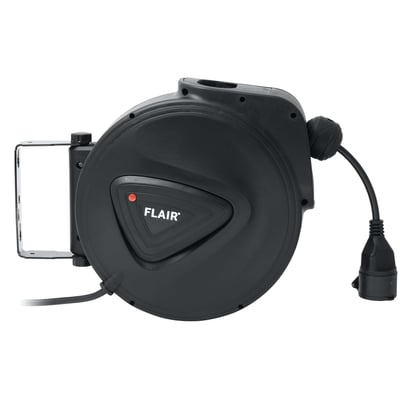 Flair kabelopruller i sort plast med 10 meter kabel og et 180 graders svingbart beslag på hvid baggrund.