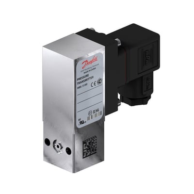 Danfoss MBS 5150 tryktransmitter, 0-40 bar, set fra en anden vinkel med tydelig mærkning af produktinformation og certificeringer.