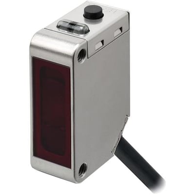 Omron E3ZM-B81 fotoelektrisk sensor med rektangulært rustfrit stålhus, rød LED og oplæringsknap.