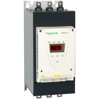 Schneider Electric Altistart 22 softstarter i mørkegråt metalhus med hvid frontkontrolpanel, der viser digital skærm og knapper.