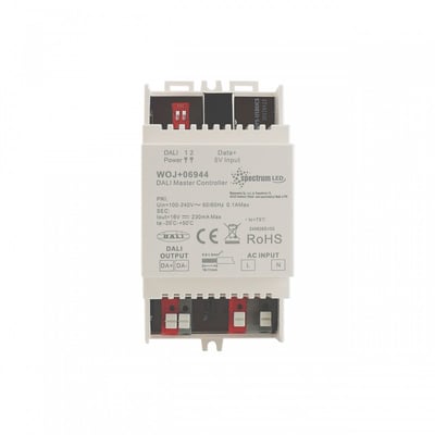 SpectrumLED central DALI controller til DIN skinne med USB og 230V input, viser mærkater med specifikationer og tilslutningspunkter.