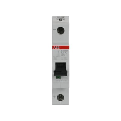 ABB 1-polet automatsikring med K-karakteristik og 4 A, set forfra med sort betjeningsgreb.