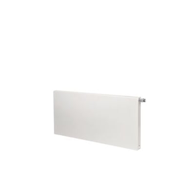 Purmo Plan Ventil Compact radiator, 600x1400mm, set fra siden, med fokus på den flade front og synlige sidepaneler.