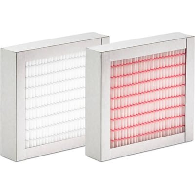 Dantherm filtersæt F7/G4 til HCC2, HCC260 og HCC360 med to plisserede filtre, ét hvidt og ét med rosa folder.