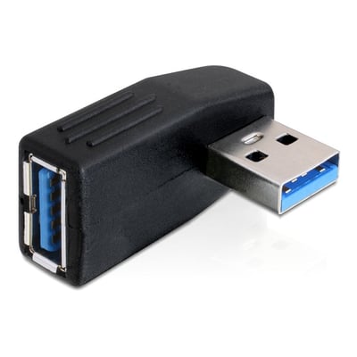 Sort DeLOCK USB 3.0-adapter med USB Type-A-hanstik og hunport vinklet 90° vandret, set skråt forfra.