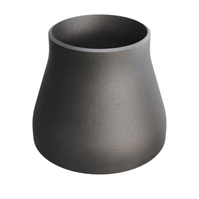 Koncentrisk reduktion i P235GH stål med dimensionerne 168,3/4,5x114,3/3,6 mm, isoleret på hvid baggrund.