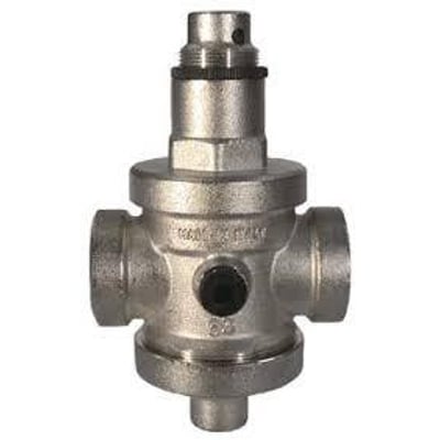 EuroBras trykreduktionsventil i messing til 1" rør, justerbar fra 0,5-6 bar, med synlig manometertilslutning.