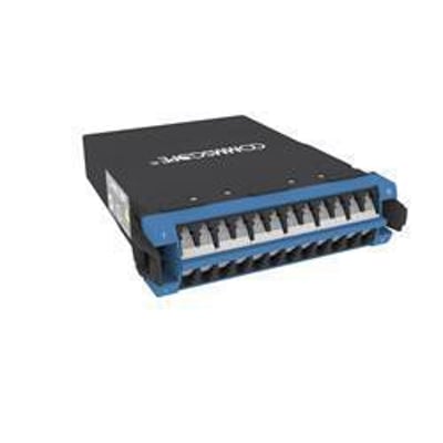 CommScope G2 Singlemode MPO-12 distributionsmodul med 2x12F MPO til 24F LC blå stik. Modulet har en sort top og blå fronter med synlige fiberporte.