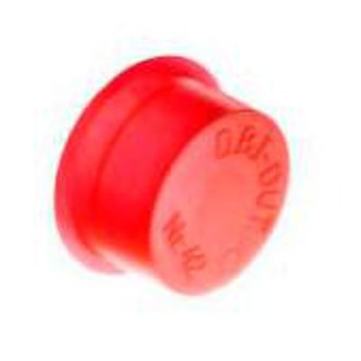 Rød DBI Plastics Universal Protector 0932, en rund plastprop med bred kant og præget tekst på fronten.