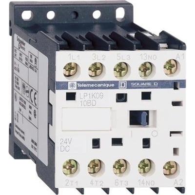 Tættere visning af Schneider Electric TeSys K kontaktor, model LP1K09, viser 12V DC spole og mærkat med tekniske specifikationer.
